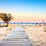 Eliomar Beachside *