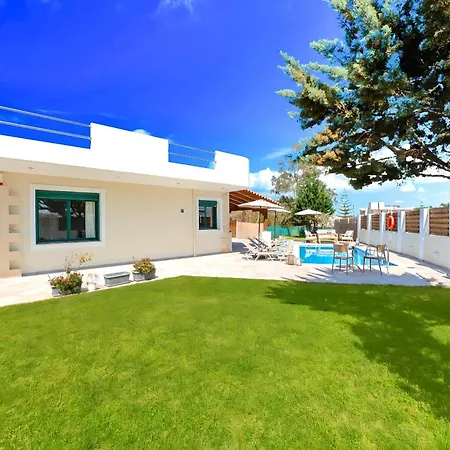 Eliomar Beachside