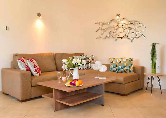 Eliomar Beachside Villa La Canea