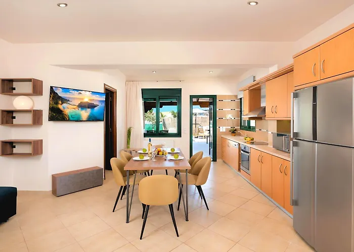 Eliomar Beachside La Canea